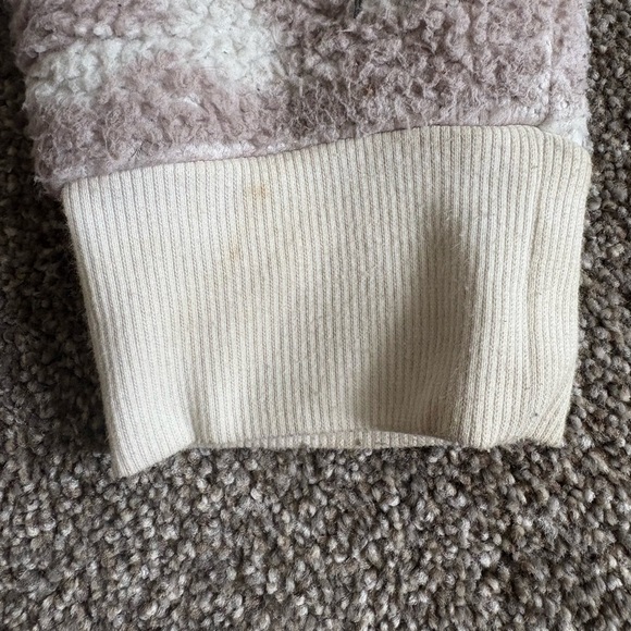 Calvin Klein Performance Long Sleeve Pink Camo Sweatshirt Women's - Picture 8 of 13